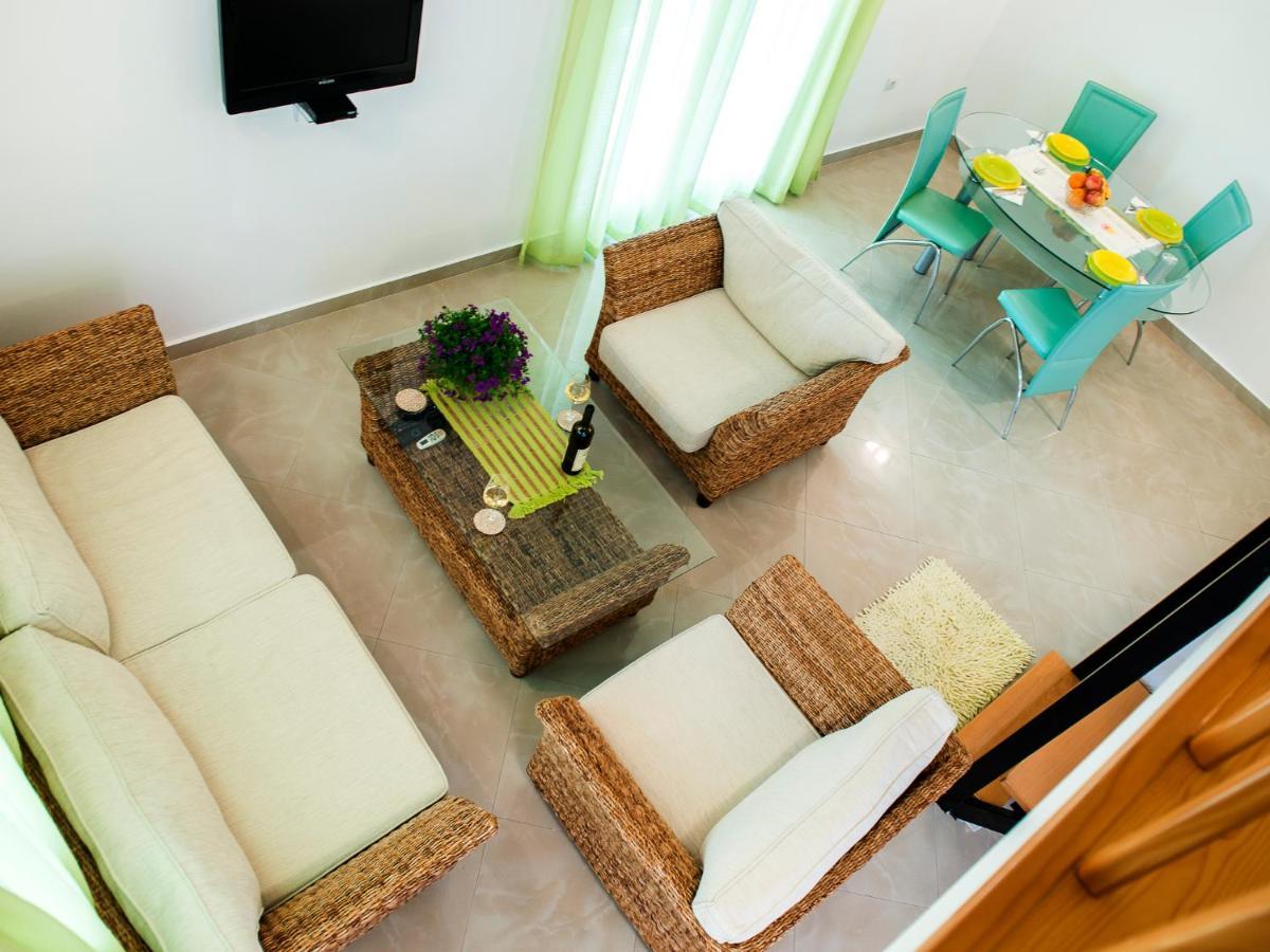 Green Home Apartments Kotor Bagian luar foto