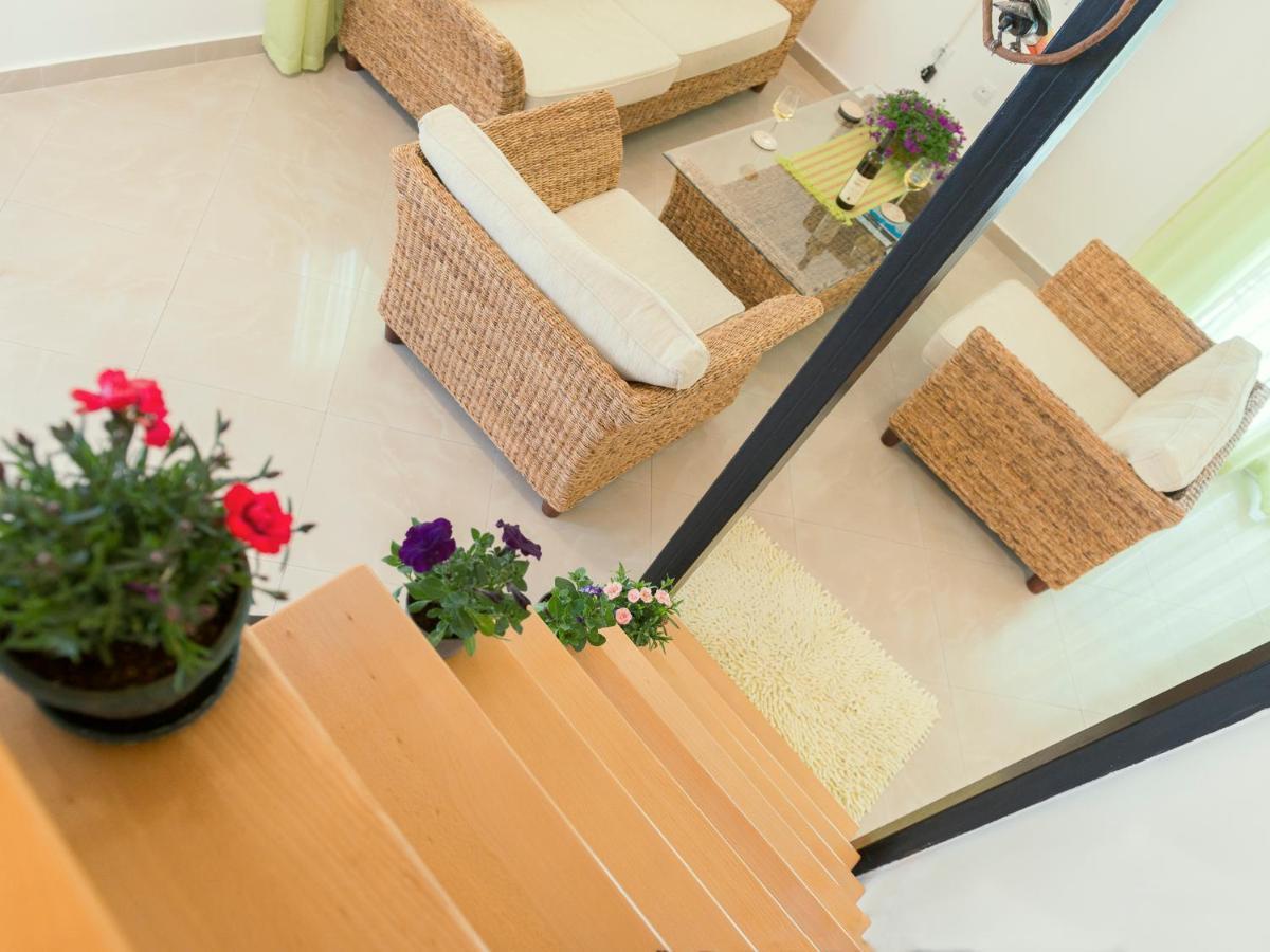 Green Home Apartments Kotor Bagian luar foto