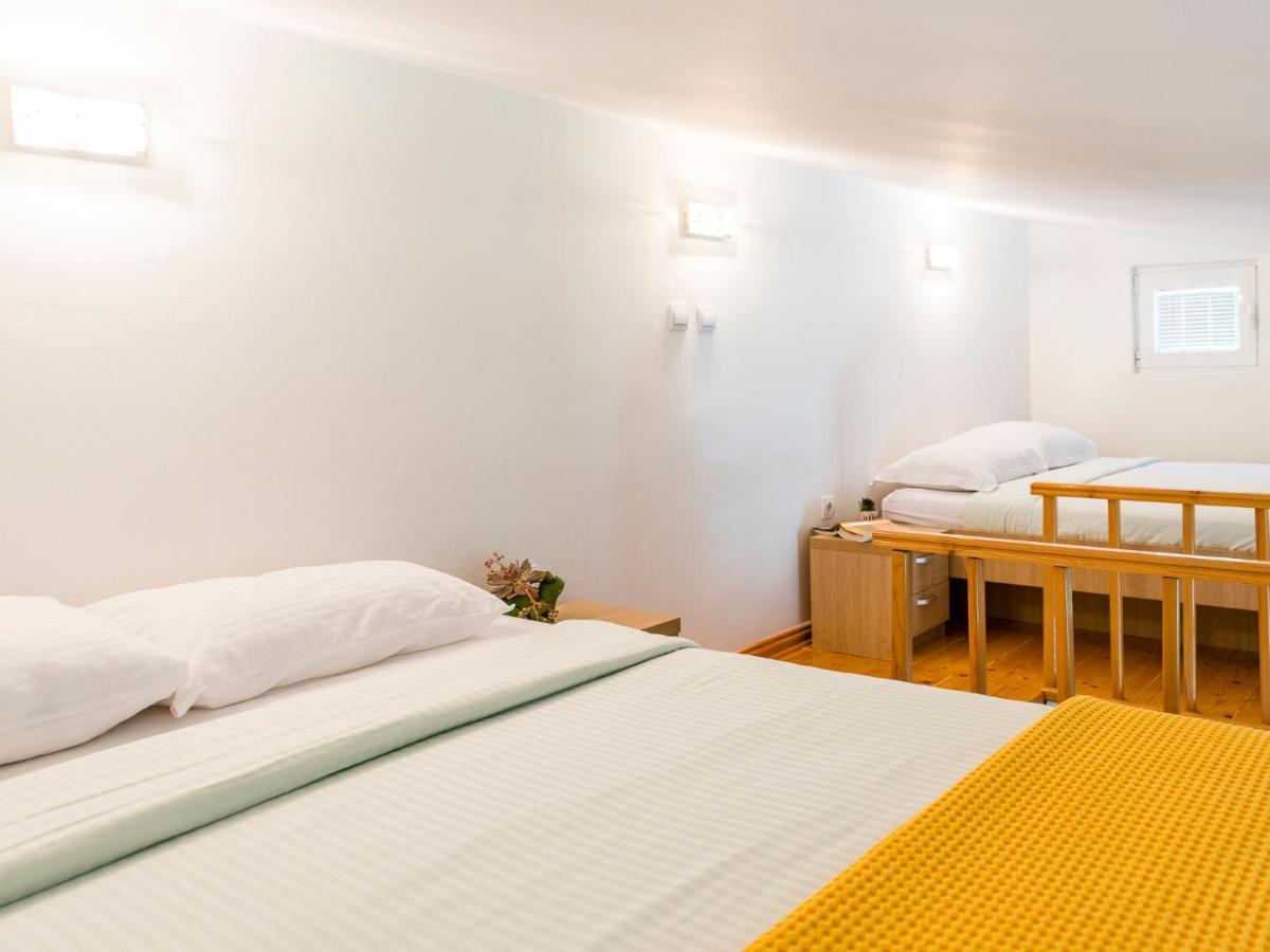 Green Home Apartments Kotor Bagian luar foto