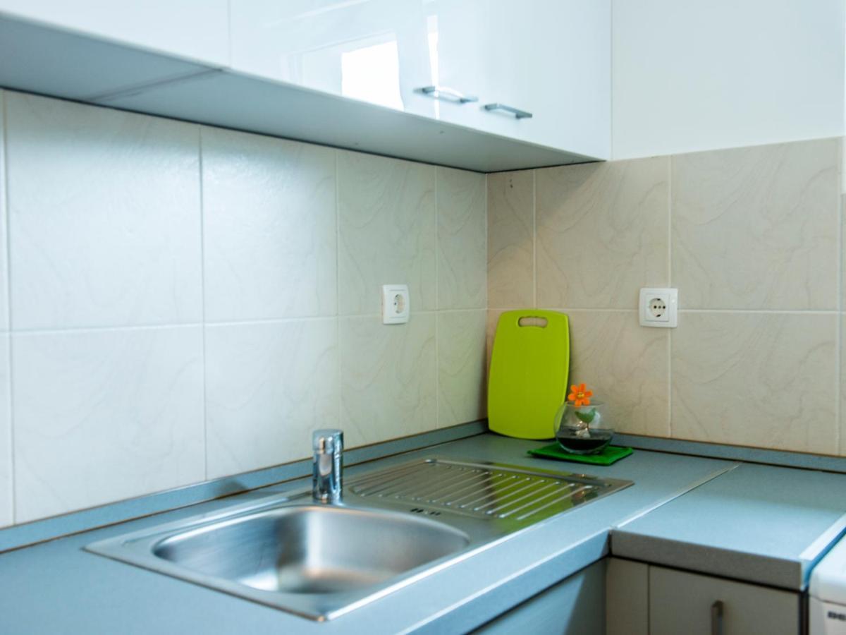 Green Home Apartments Kotor Bagian luar foto