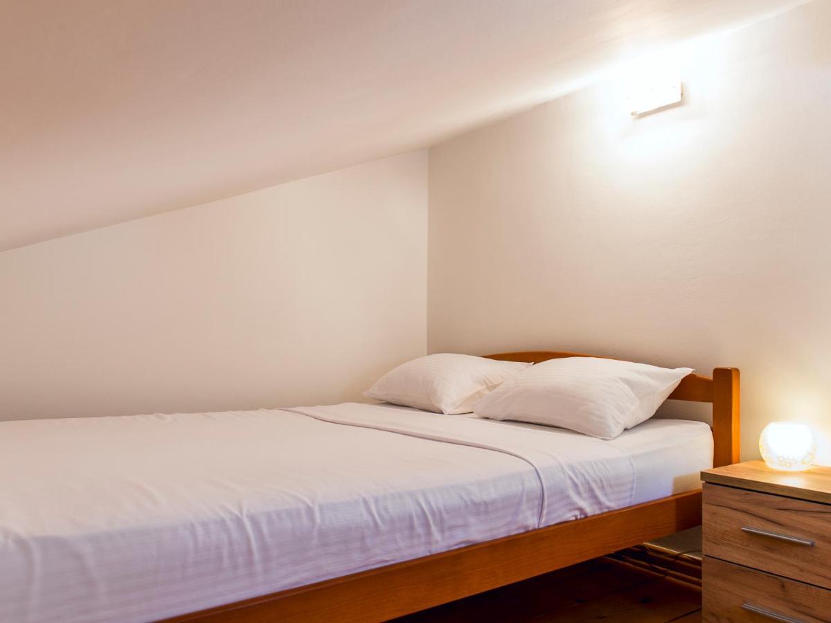 Green Home Apartments Kotor Bagian luar foto